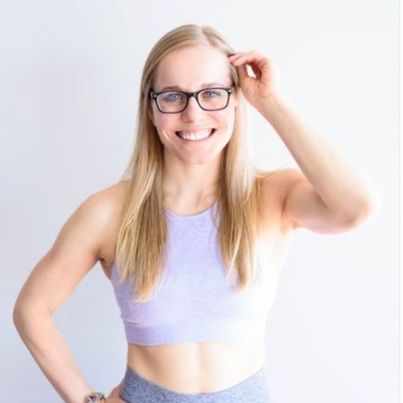 Meet your Posher, Lauren - Picture 1 of 1